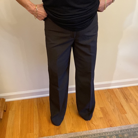 Ann Taylor Brown Tailored 3 Button Blazer Size 6 & Signature Fit Pants in size 4 - Picture 9 of 13